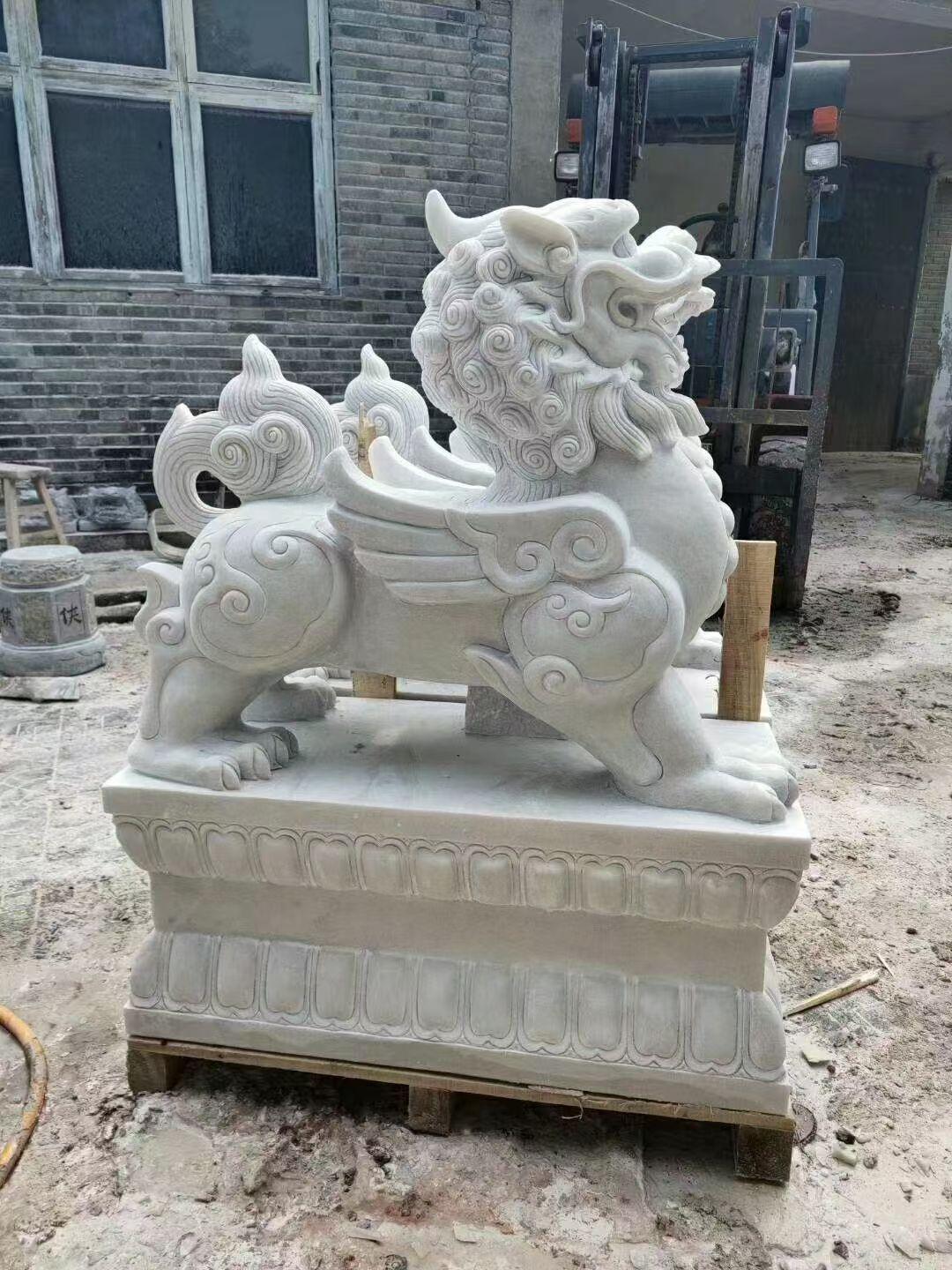 石雕工艺品源头厂家推荐 嘉祥博睿专业定制北京石雕龙柱、天津石雕貔貅